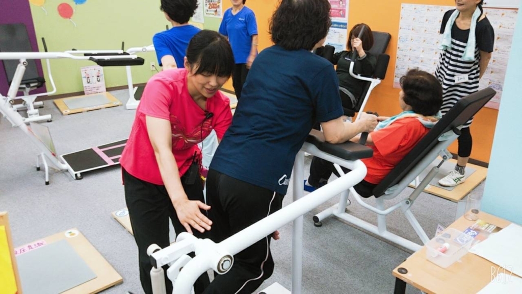 サンシ菰野店 多くの方が お友達に誘われて カーブスを始めました インベントクリエイション株式会社